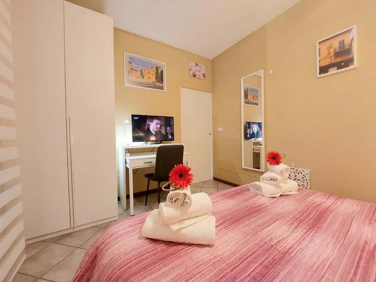 Attico In Fiera Apartment Bolonya İtalya